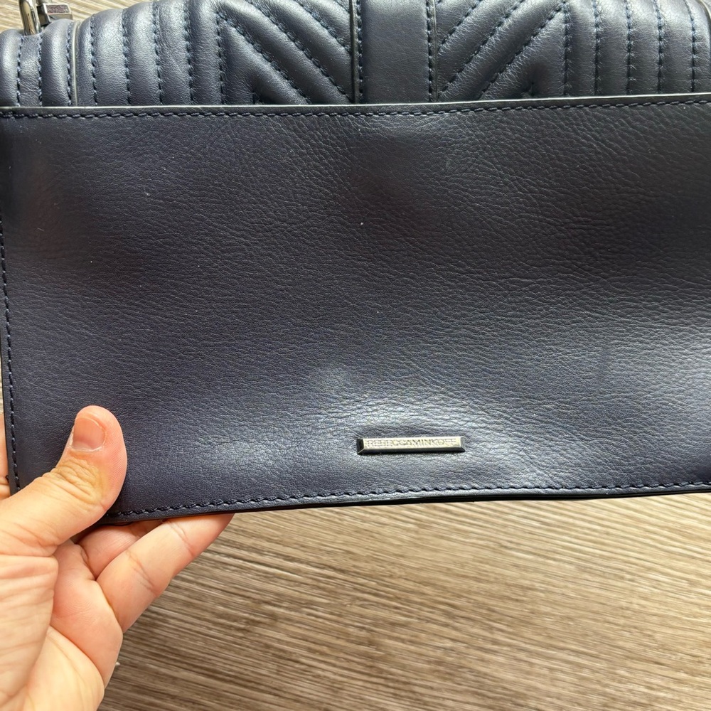 Rebecca Minkoff leather navy bag silver chain strap EUC - Picture 5 of 7